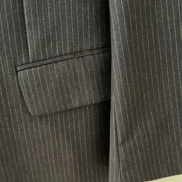 Arnold Brant Suit - Picture 5 of 11